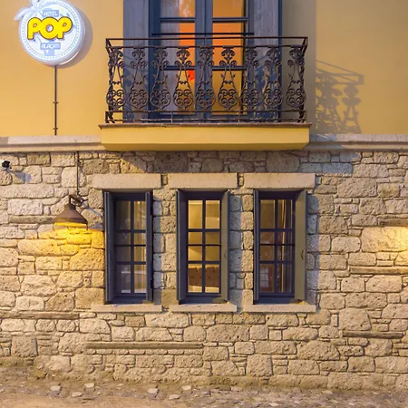 فندق Pop 5*